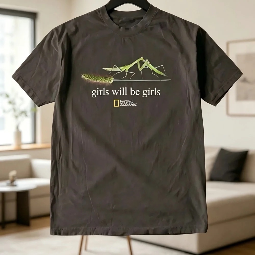 National Geographic Dark Gray Tee with Green Praying Mantis Graphic